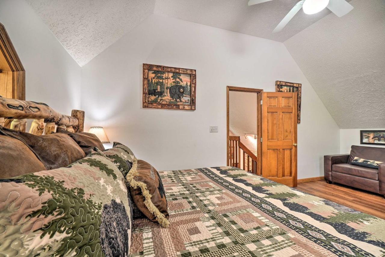 Picturesque Pigeon Forge Cabin With Mountain Views Exteriör bild